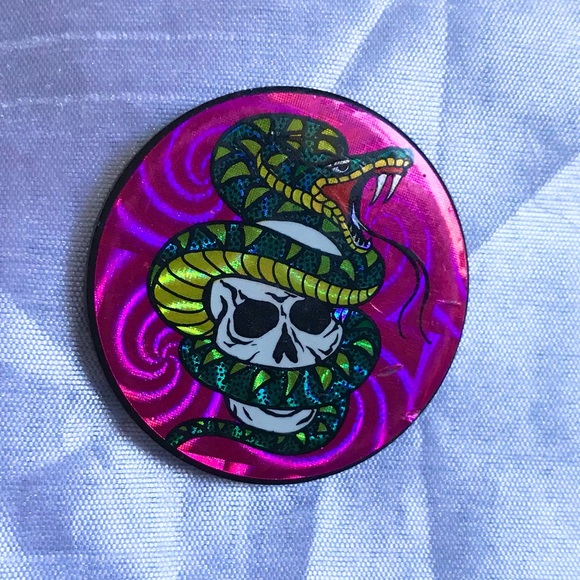 Vintage Metal Pog Slammer Skull and Snake 1990s - Picture 2 of 4